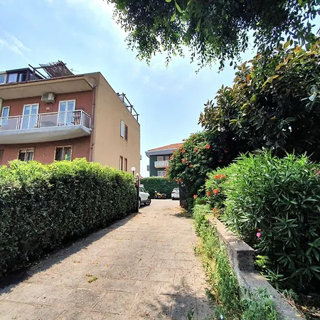 A Casa Di Ivan By Interhome Appartement Catánia